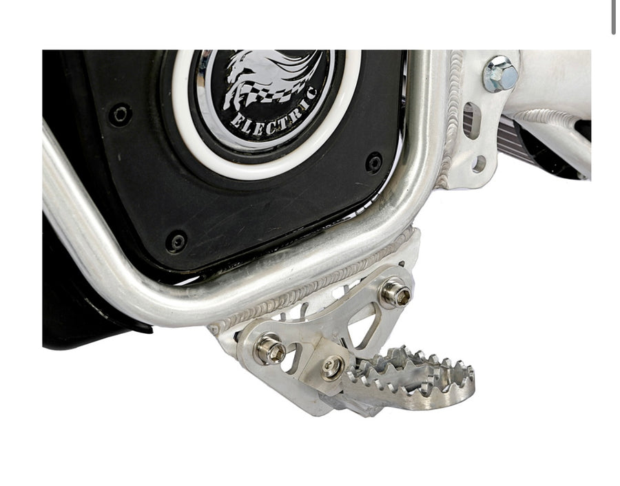 Electric Dirt Tracker, XRB Competition Series